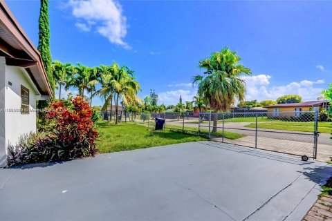 Casa en venta en Homestead, Florida, 4 dormitorios № 1946767 - foto 26