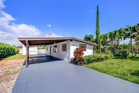 Casa en venta en Homestead, Florida, 4 dormitorios № 1946767 - foto 27