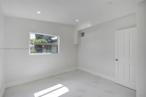 Casa en venta en Homestead, Florida, 4 dormitorios № 1946767 - foto 20