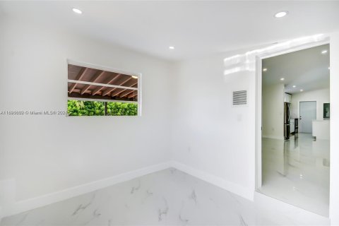 Casa en venta en Homestead, Florida, 4 dormitorios № 1946767 - foto 12