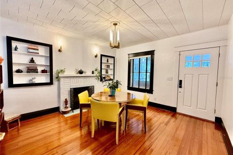 House in Tampa, Florida 2 bedrooms, 112.78 sq.m. № 1826946 - photo 9