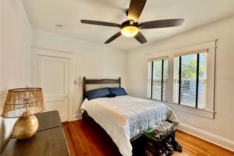 House in Tampa, Florida 2 bedrooms, 112.78 sq.m. № 1826946 - photo 25