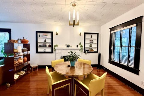 House in Tampa, Florida 2 bedrooms, 112.78 sq.m. № 1826946 - photo 8