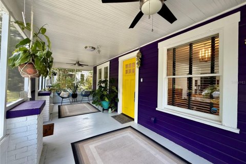 House in Tampa, Florida 2 bedrooms, 112.78 sq.m. № 1826946 - photo 4