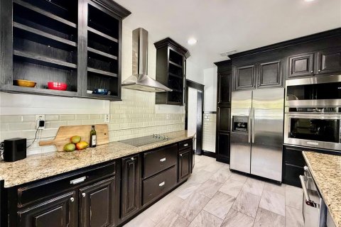 House in Tampa, Florida 2 bedrooms, 112.78 sq.m. № 1826946 - photo 19