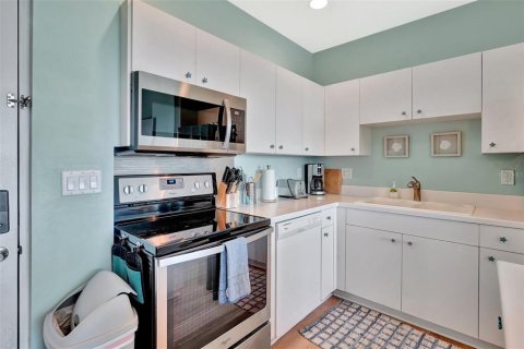 Condo in Punta Gorda, Florida, 2 bedrooms  № 1677901 - photo 4