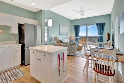 Condo in Punta Gorda, Florida, 2 bedrooms  № 1677901 - photo 6