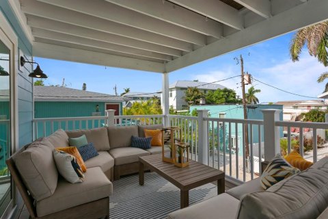Casa en venta en Bradenton Beach, Florida, 5 dormitorios, 259.75 m2 № 1534201 - foto 15