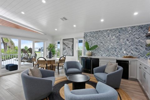 Casa en venta en Bradenton Beach, Florida, 5 dormitorios, 259.75 m2 № 1534201 - foto 19