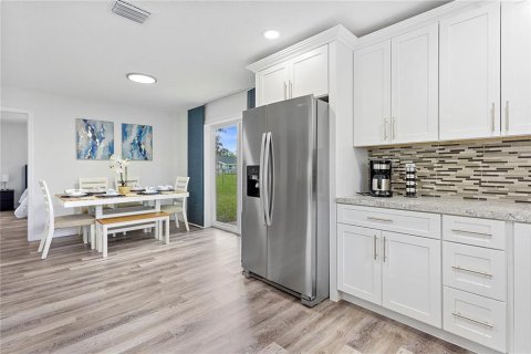 Casa en venta en Orlando, Florida, 3 dormitorios, 137.59 m2 № 1900722 - foto 9