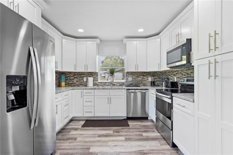 Casa en venta en Orlando, Florida, 3 dormitorios, 137.59 m2 № 1900722 - foto 11