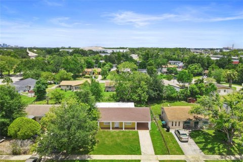 Casa en venta en Orlando, Florida, 3 dormitorios, 137.59 m2 № 1900722 - foto 3