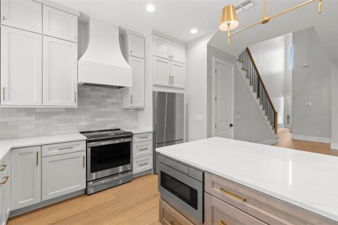 Touwnhouse à vendre à Tampa, Floride: 3 chambres, 240.8 m2 № 1902479 - photo 9