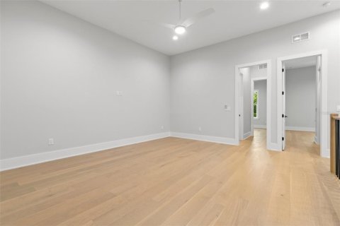 Touwnhouse à vendre à Tampa, Floride: 3 chambres, 240.8 m2 № 1902479 - photo 17