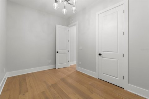 Touwnhouse à vendre à Tampa, Floride: 3 chambres, 240.8 m2 № 1902479 - photo 12