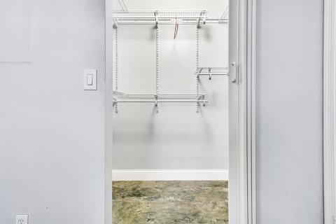Купить кондоминиум в Маргит, Флорида 3 комнаты, 75.72м2, № 2082919 - фото 20