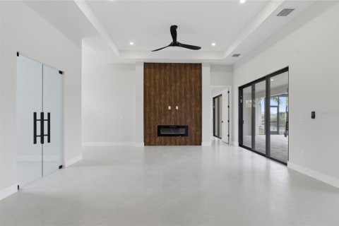 Villa ou maison à vendre à Port Charlotte, Floride: 3 chambres, 187.11 m2 № 2097446 - photo 12