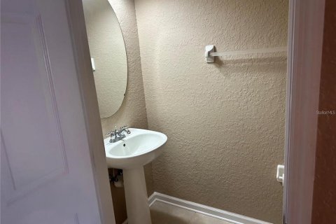 Townhouse in Orlando, Florida 3 bedrooms, 149.39 sq.m. № 1901366 - photo 12
