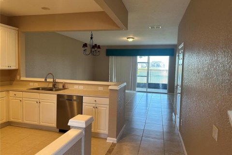 Townhouse in Orlando, Florida 3 bedrooms, 149.39 sq.m. № 1901366 - photo 4