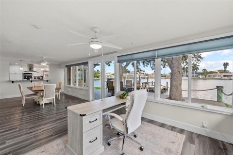 Villa ou maison à vendre à Saint Petersburg, Floride: 3 chambres, 213.49 m2 № 2348200 - photo 29