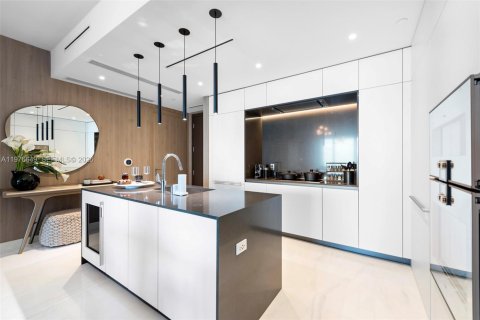 Купить кондоминиум в Майами, Флорида 2 спальни, 157.84м2, № 2090092 - фото 6