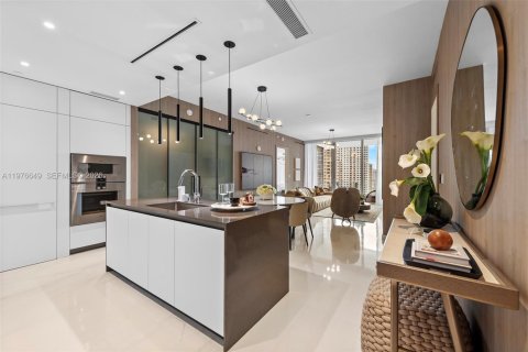 Купить кондоминиум в Майами, Флорида 2 спальни, 157.84м2, № 2090092 - фото 7