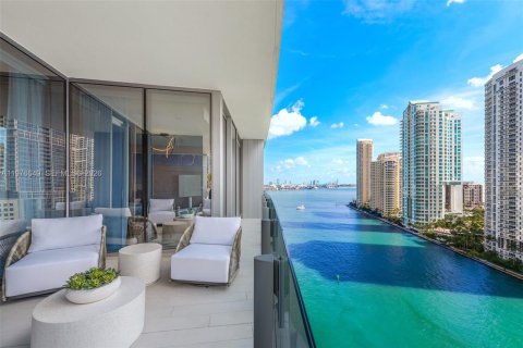 Купить кондоминиум в Майами, Флорида 2 спальни, 157.84м2, № 2090092 - фото 22
