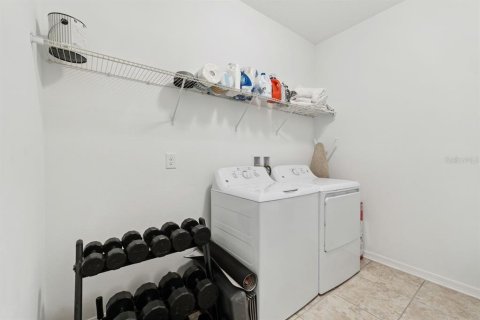 Villa ou maison à vendre à Spring Hill, Floride: 5 chambres, 305.83 m2 № 2237243 - photo 15