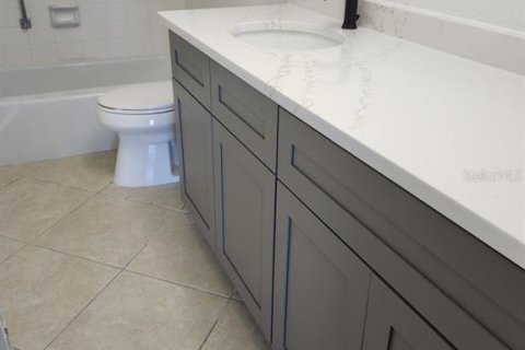 Condo in South Pasadena, Florida, 1 bedroom № 2122308 - photo 6