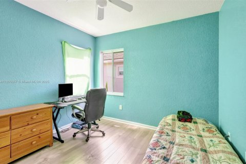 Villa ou maison à vendre à Pembroke Pines, Floride: 4 chambres, 194.35 m2 № 1746050 - photo 26