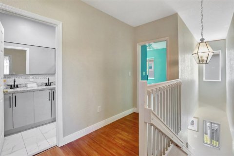 Villa ou maison à vendre à Pembroke Pines, Floride: 4 chambres, 194.35 m2 № 1746050 - photo 24