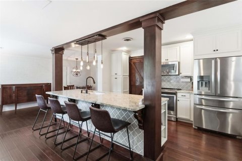 House in Orlando, Florida 3 bedrooms, 187.01 sq.m. № 2259461 - photo 7