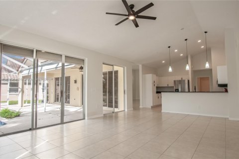 Снять в аренду виллу или дом в Паркленд, Флорида 4 спальни, 218.88м2, № 1952712 - фото 18