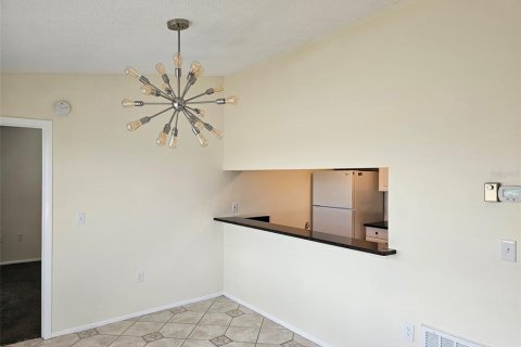 Condo in Bradenton, Florida, 2 bedrooms  № 1286418 - photo 10
