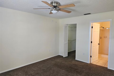 Condo in Bradenton, Florida, 2 bedrooms  № 1286418 - photo 11