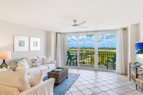 Condo in Sarasota, Florida, 2 bedrooms  № 1691063 - photo 8