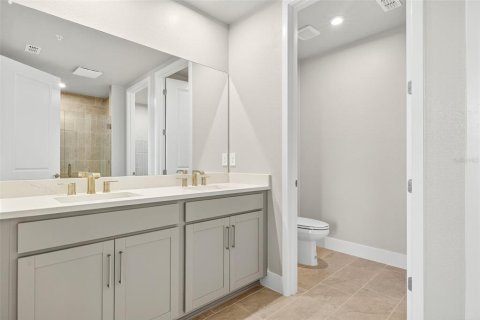 Купить кондоминиум в Венеция, Флорида 5 комнат, 124.58м2, № 2213682 - фото 16