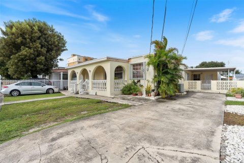 Casa en venta en Miami, Florida, 3 dormitorios, 203.83 m2 № 1969190 - foto 5