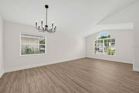 Villa ou maison à vendre à Oviedo, Floride: 3 chambres, 145.21 m2 № 2356589 - photo 7