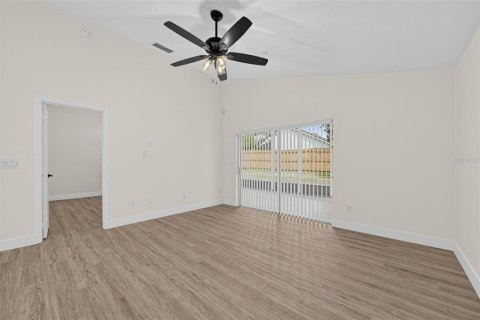 Villa ou maison à vendre à Oviedo, Floride: 3 chambres, 145.21 m2 № 2356589 - photo 11