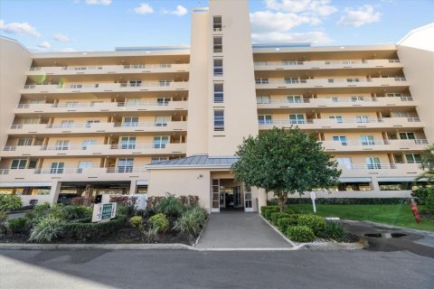 Condo in Bradenton, Florida, 2 bedrooms  № 2199074 - photo 2