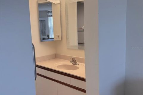 Condo in Bradenton, Florida, 2 bedrooms  № 2199074 - photo 6