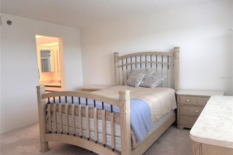 Condo in Bradenton, Florida, 2 bedrooms  № 2199074 - photo 5