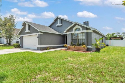 House in Lakeland, Florida 3 bedrooms, 116.31 sq.m. № 1828106 - photo 2