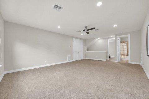 House in Orlando, Florida 3 bedrooms, 254.92 sq.m. № 2272772 - photo 30