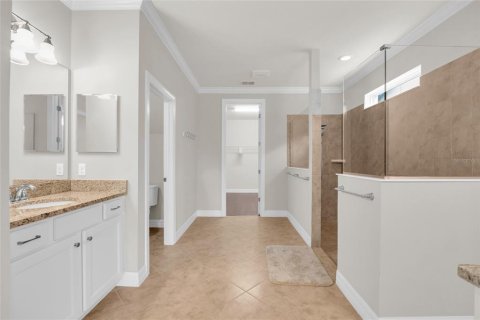 House in Orlando, Florida 3 bedrooms, 254.92 sq.m. № 2272772 - photo 21