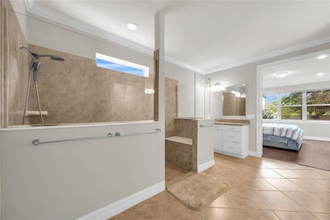 House in Orlando, Florida 3 bedrooms, 254.92 sq.m. № 2272772 - photo 23