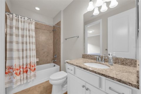 House in Orlando, Florida 3 bedrooms, 254.92 sq.m. № 2272772 - photo 26