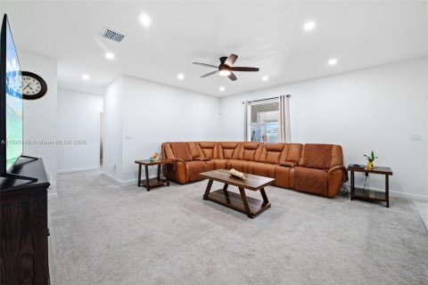 Villa ou maison à vendre à Homestead, Floride: 4 chambres, 224.08 m2 № 1954047 - photo 12