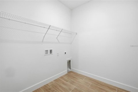 Casa en venta en Weeki Wachee, Florida, 3 dormitorios, 160.72 m2 № 2430436 - foto 17